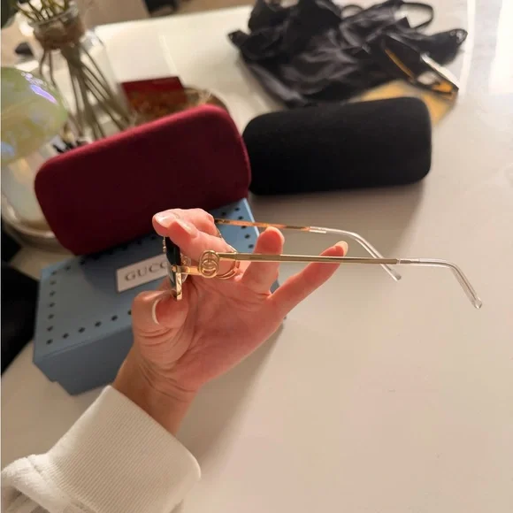 Gucci Gold Sunglasses with Dark Green Lenses - Picture 5 of 7